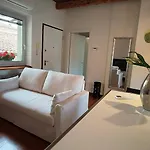 Semesterbostad Sottocastello 3